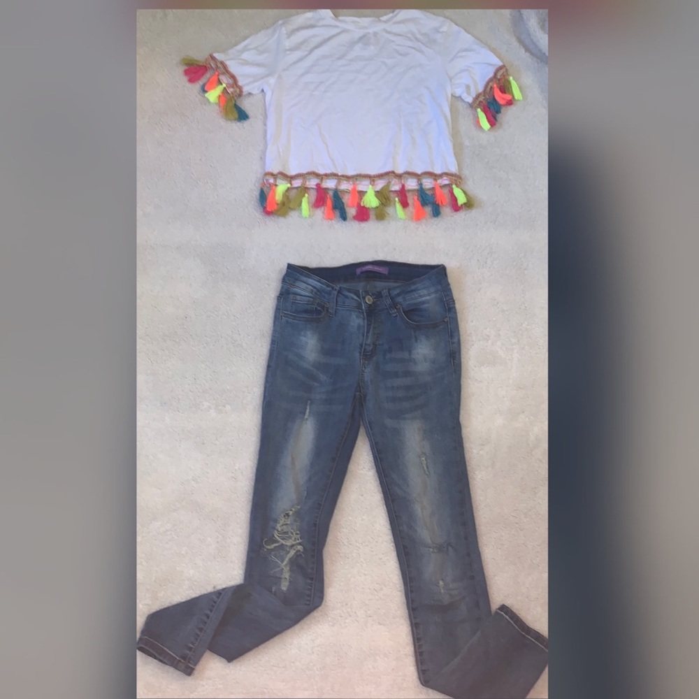 Crop top with colored tassels